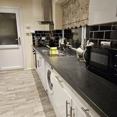 Apartamento Jah 2 4bed Service Brist-ol Cost Weekly Monthly For Groups Contractors Students Family Bristol